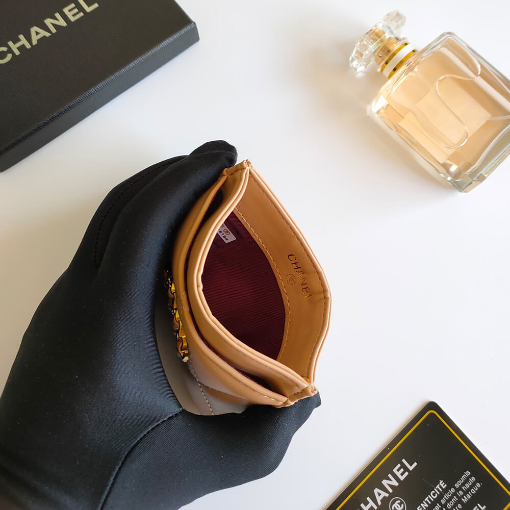 Chanel 19 CARD HOLDER