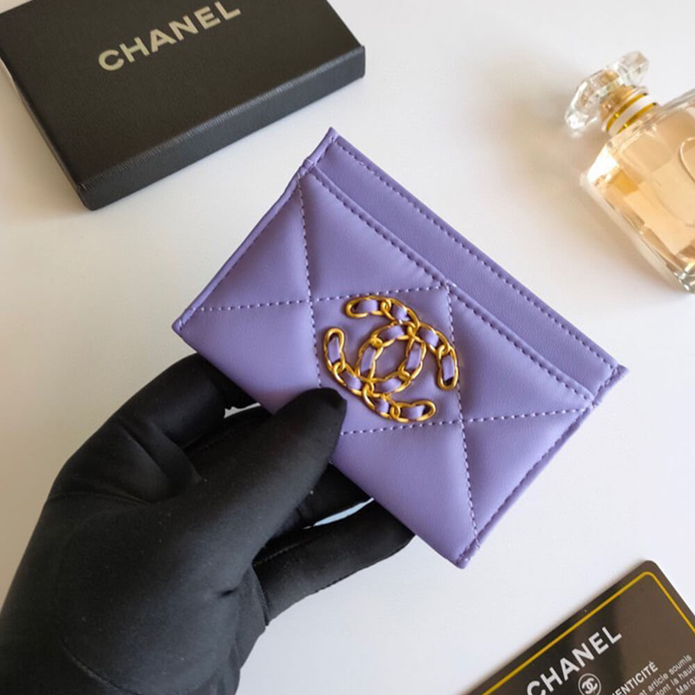 Chanel 19 CARD HOLDER