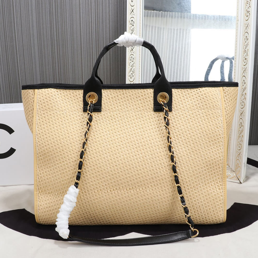 CHANEL MEDIUM DEAUVILLE TOTE