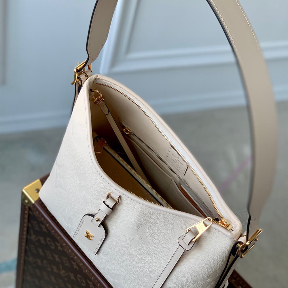 LV CARRYALL PM – EXCLUSIVELY ONLINE