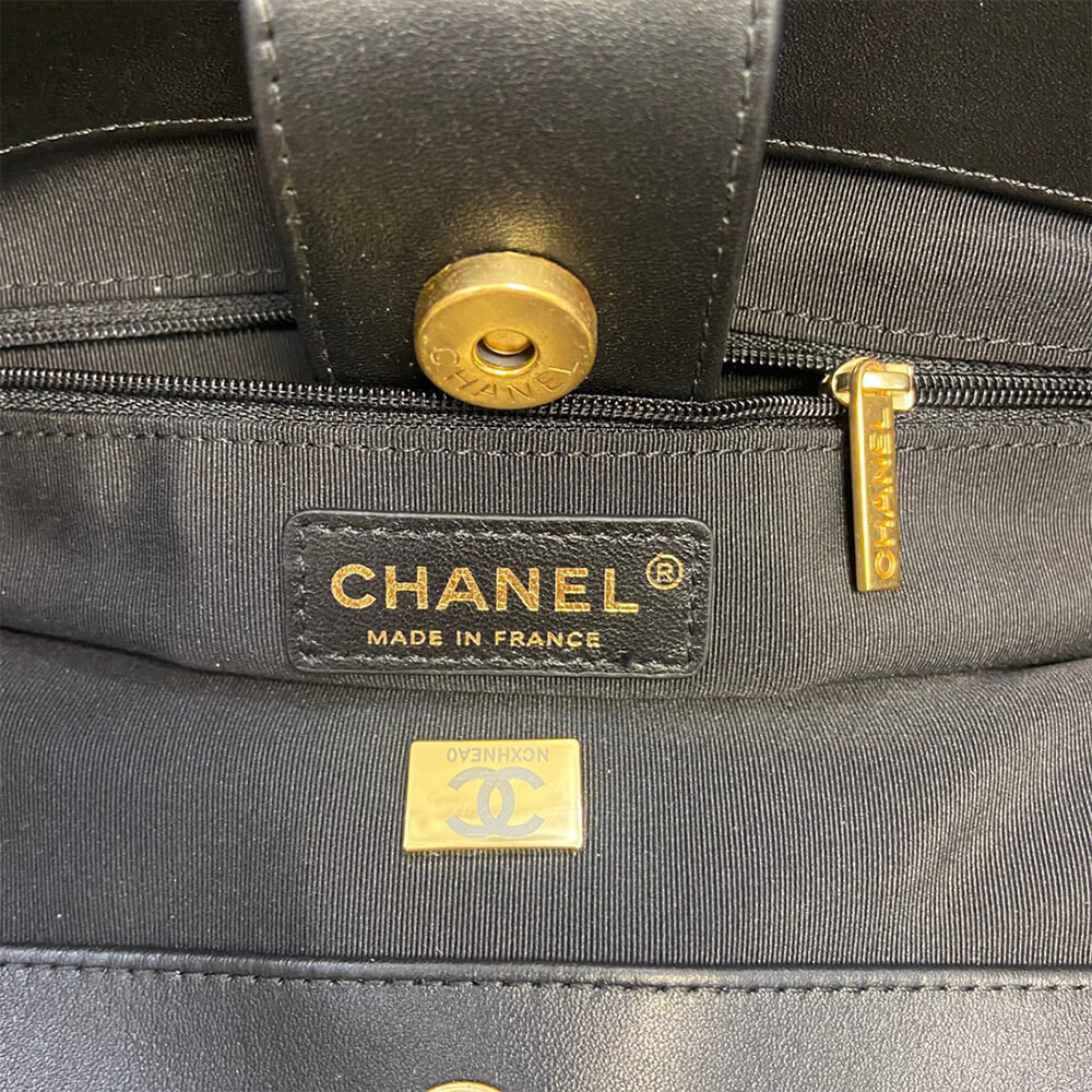 Ch*el shopping bag