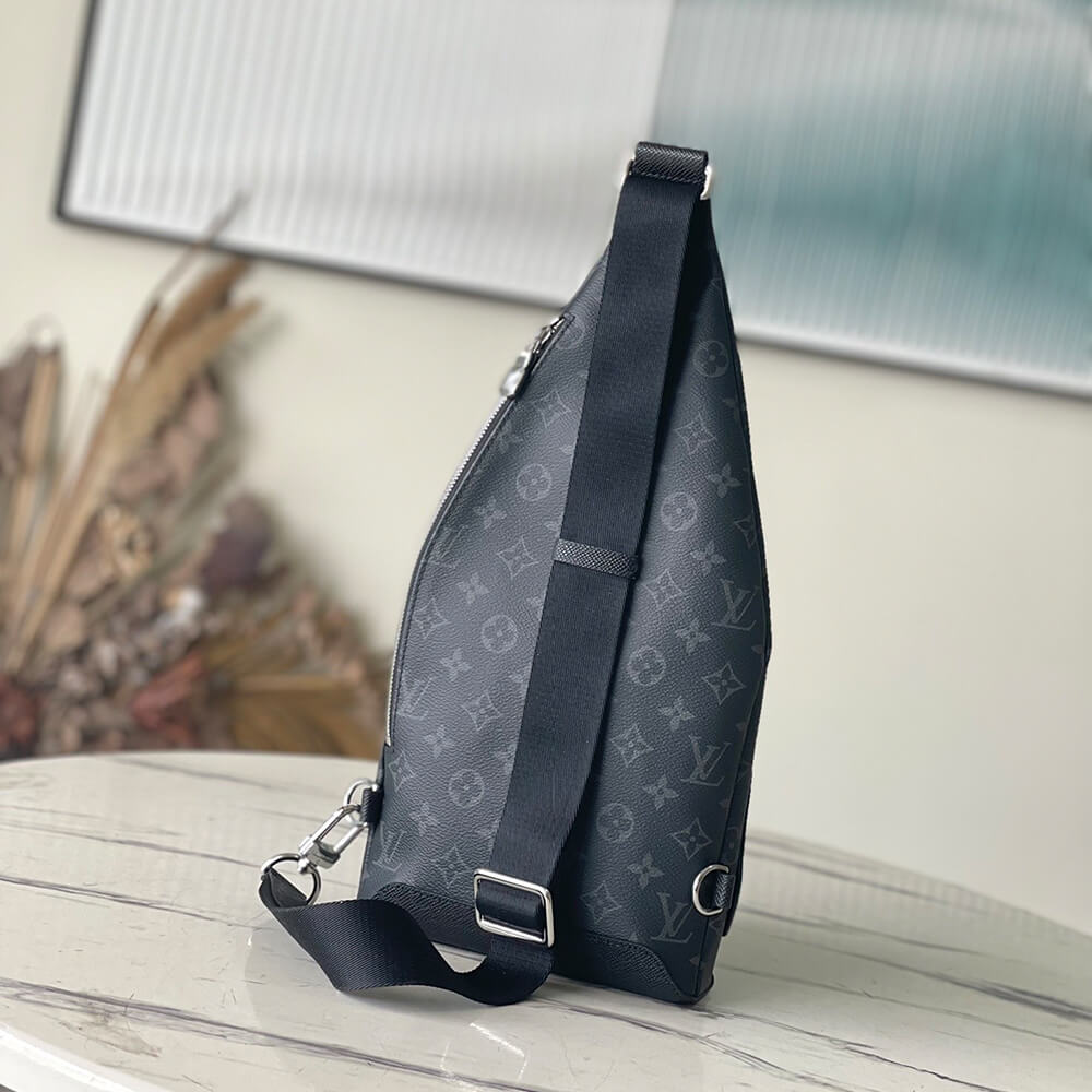 l**is V*t*n duo slingbag