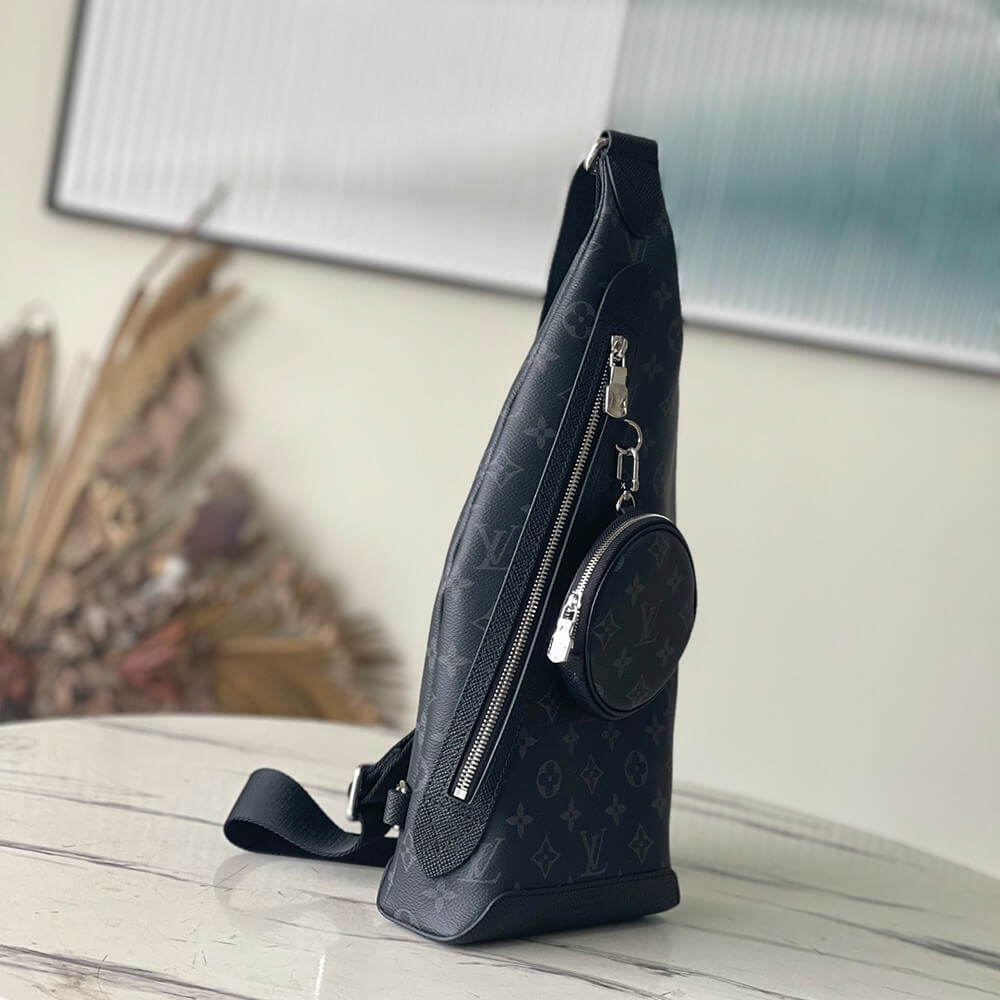 l**is V*t*n duo slingbag