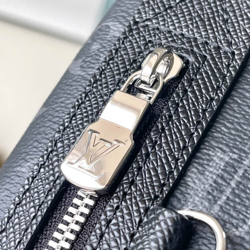 l**is V*t*n duo slingbag