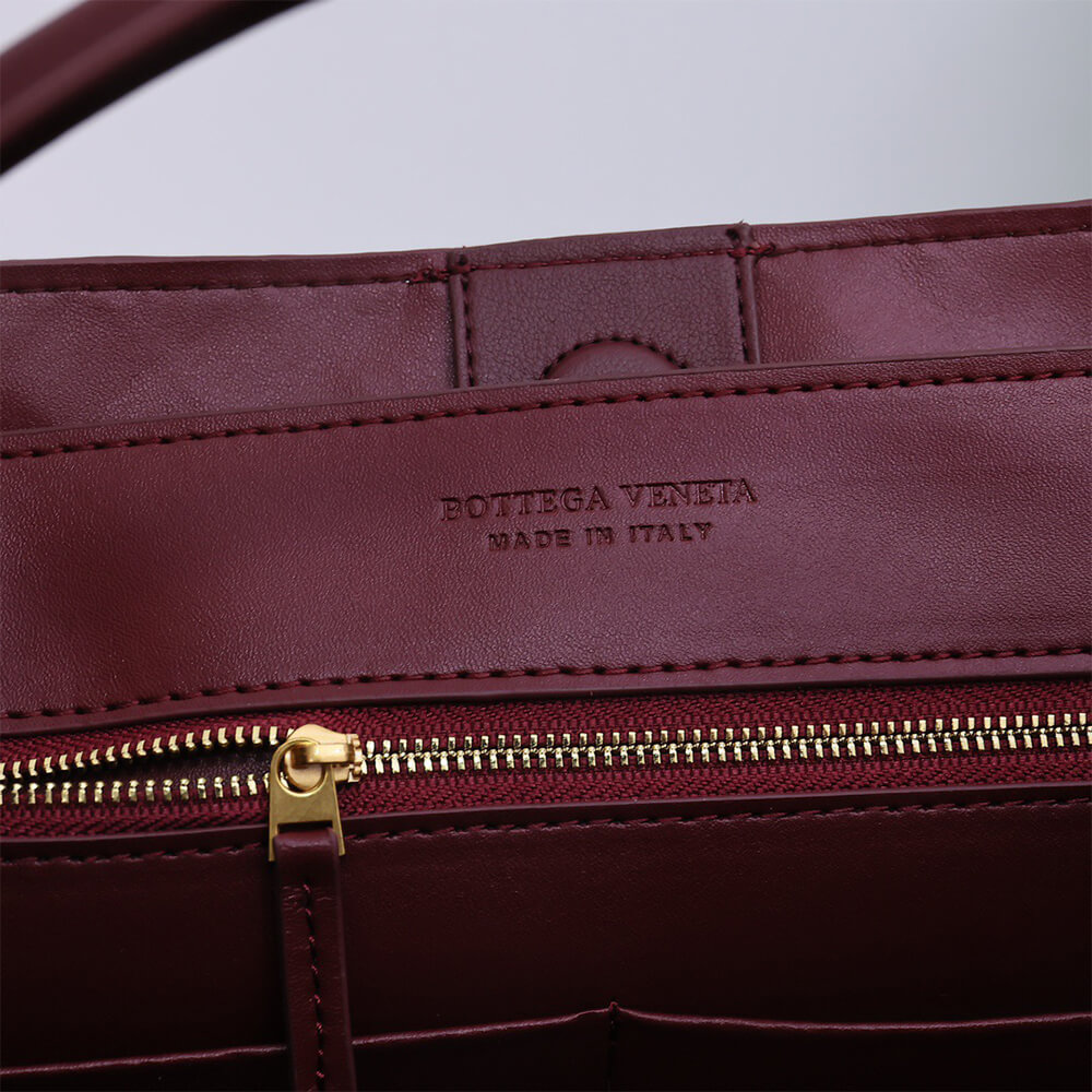 Bottega Veneta Medium Andiamo