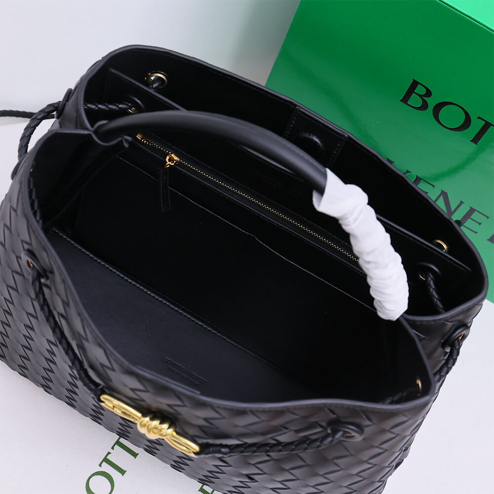 Bottega Veneta Medium Andiamo