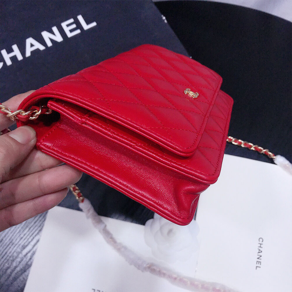 CHANEL WALLET ON CHAIN