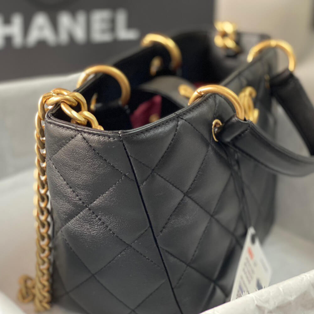 CHANEL SHOPPING BAG