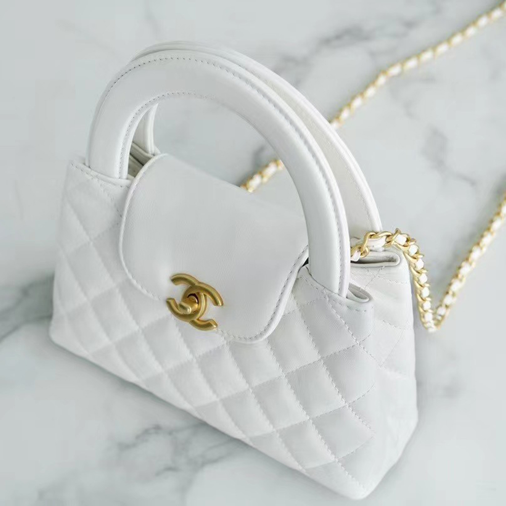 Ch*el kelly clutch with chain