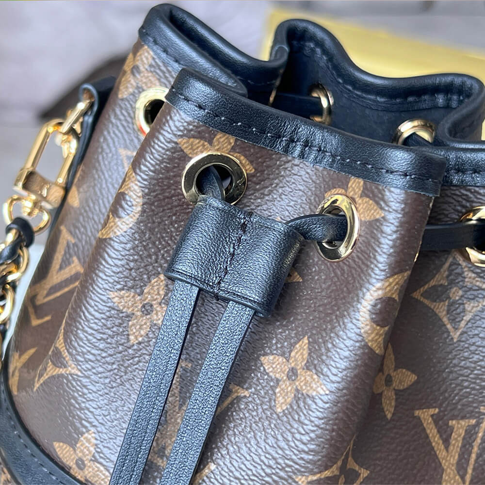 LV Canoe