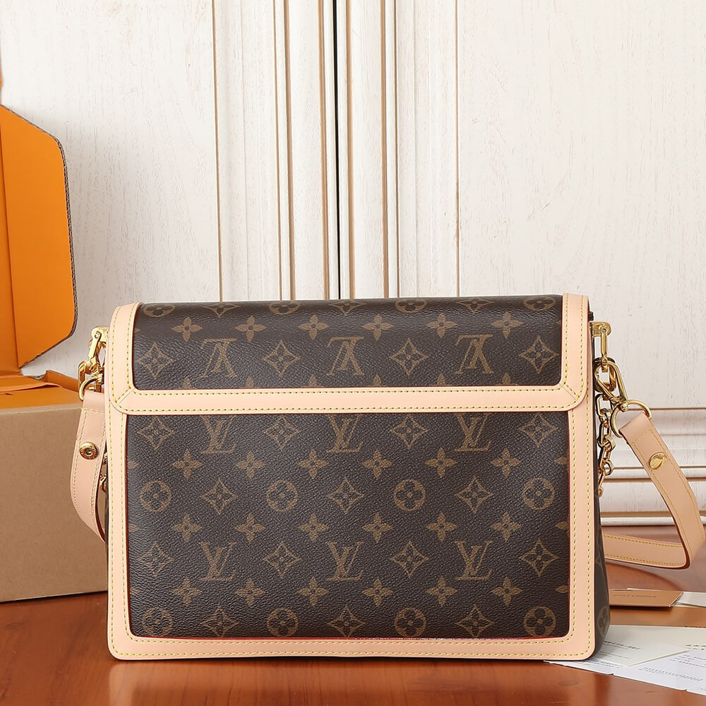 LV Dauphine Soft GM