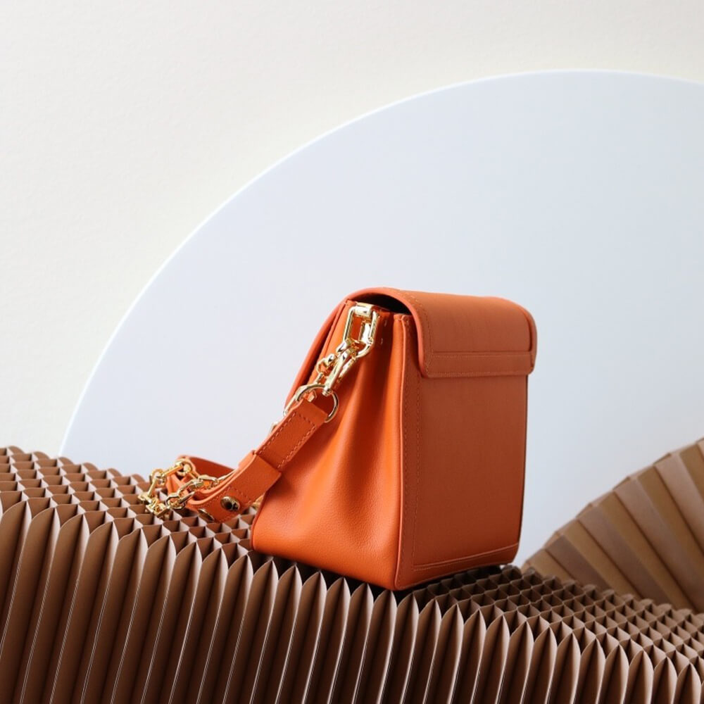 LV Dauphine Soft MM