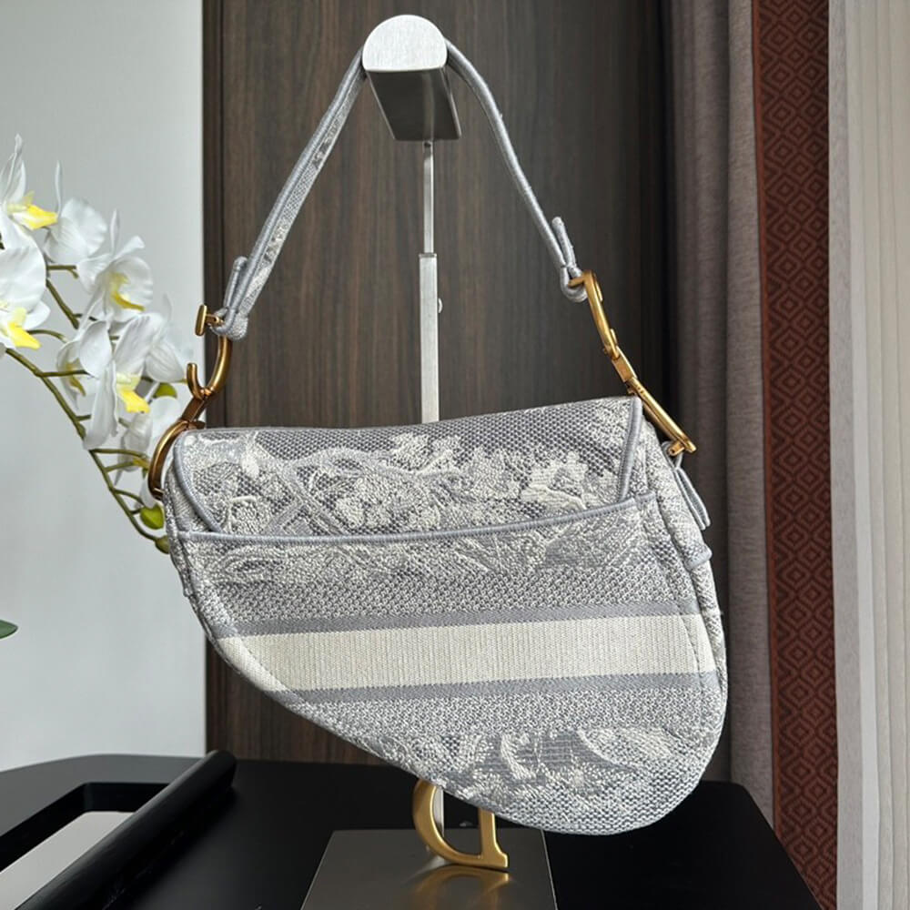 D*or saddle bag