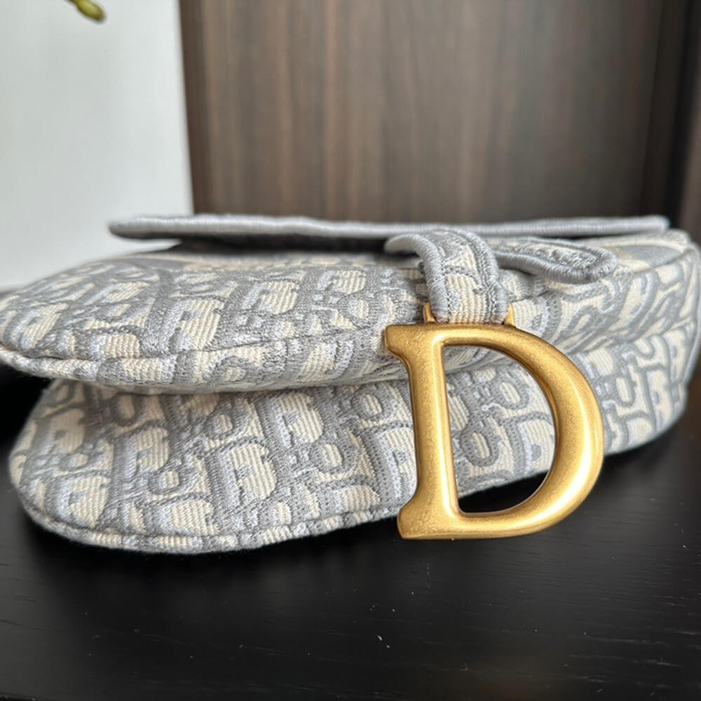 D*or saddle bag