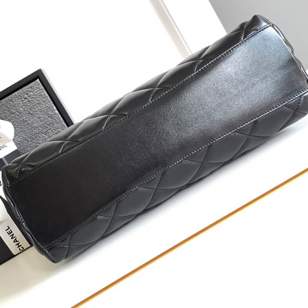 CHANEL LARGE HOBO BAG