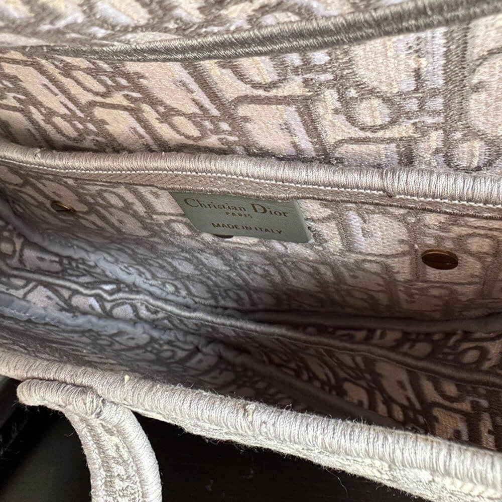 D*or saddle bag