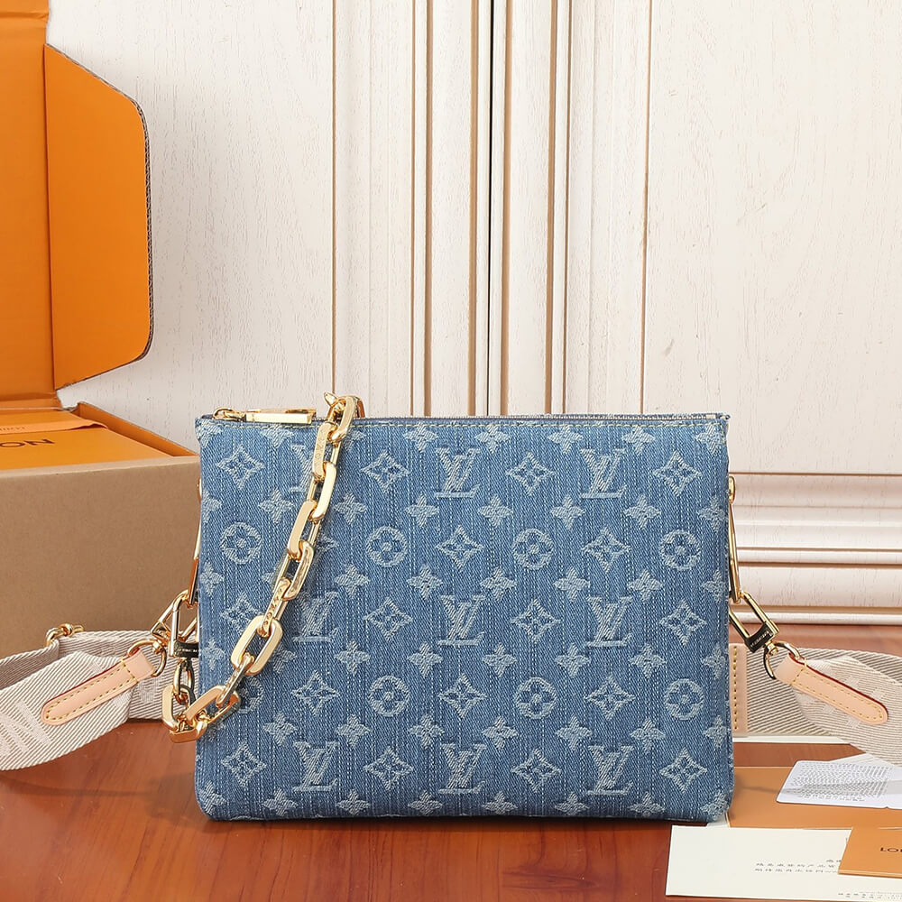 LV Coussin PM