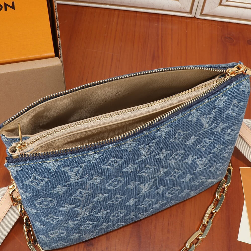 LV Coussin PM