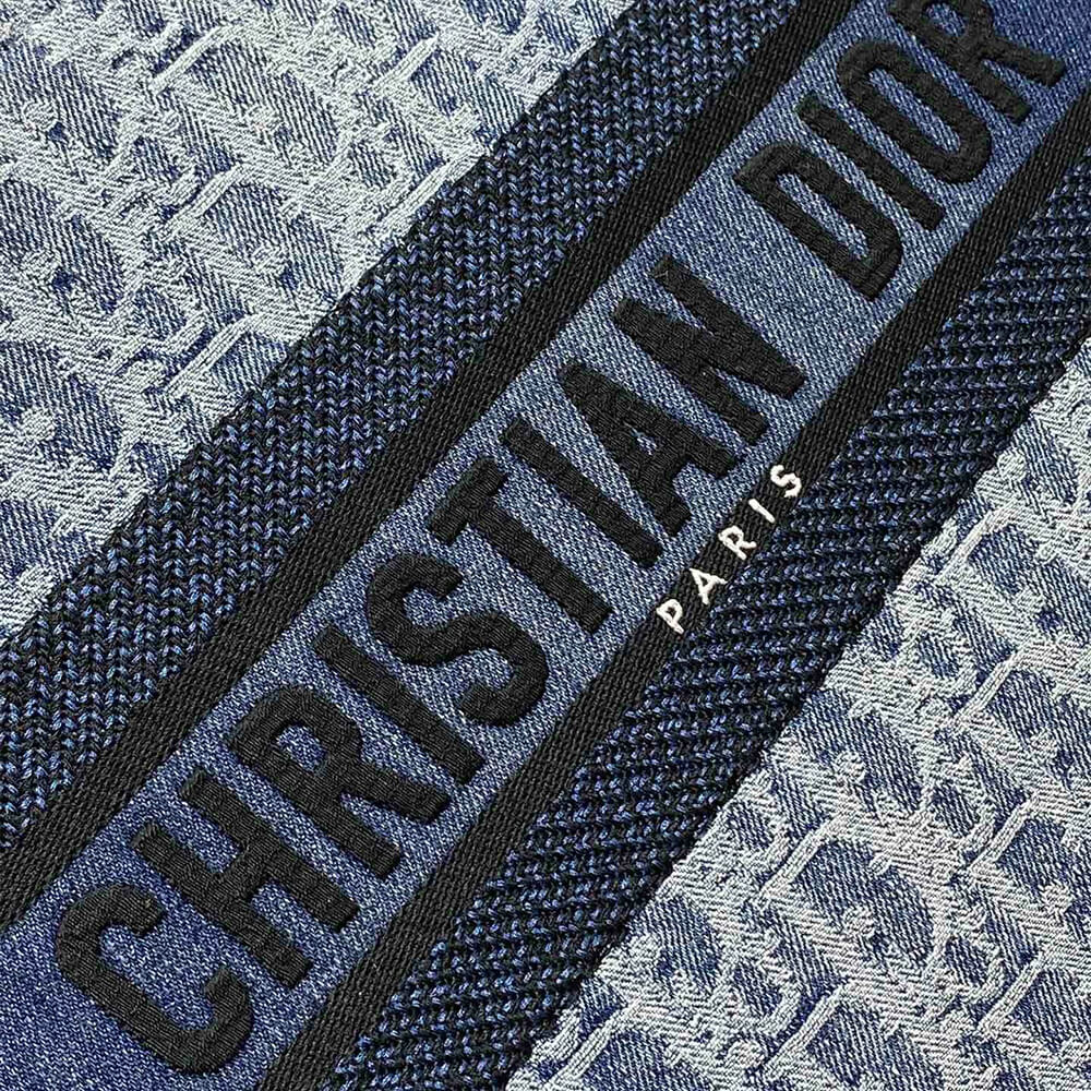 medium D*or book tote