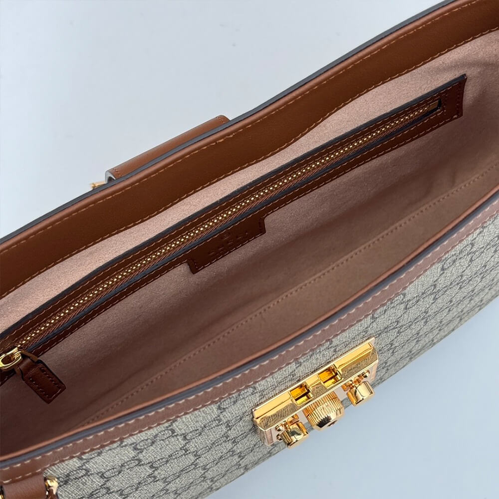 G*u*i padlock gg medium shoulder bag