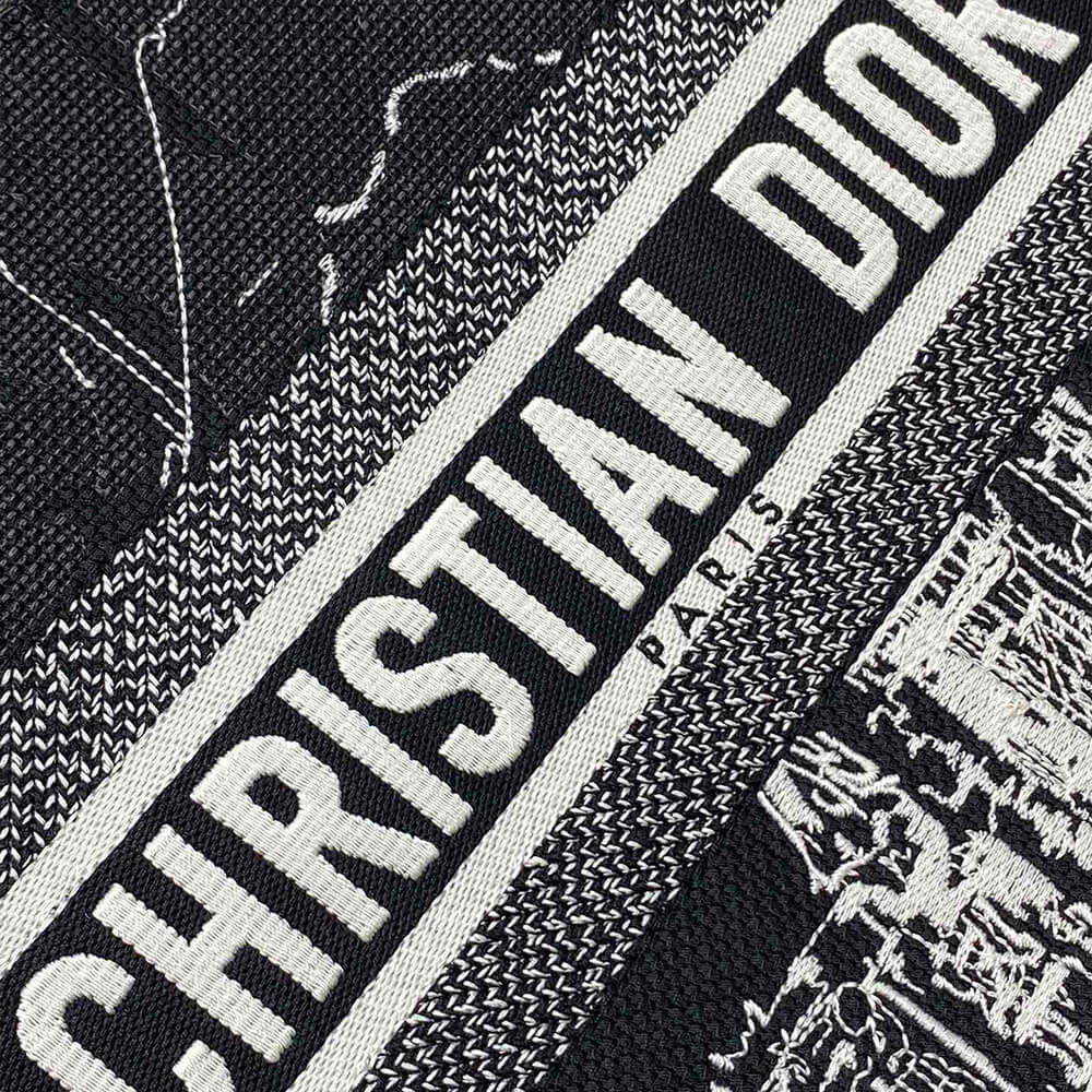 medium D*or book tote