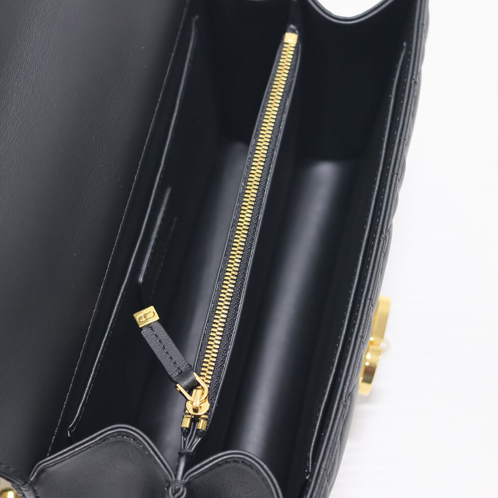 medium D*or ange bag