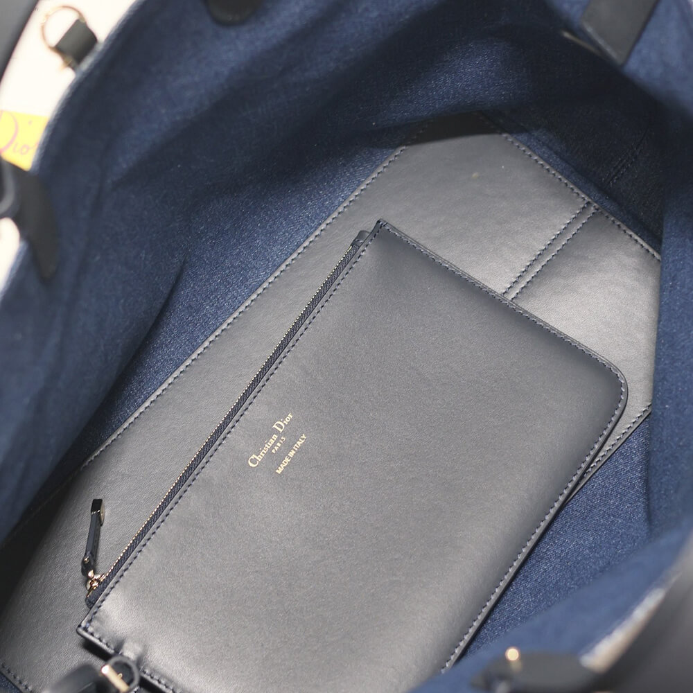 large D*or toujours bag
