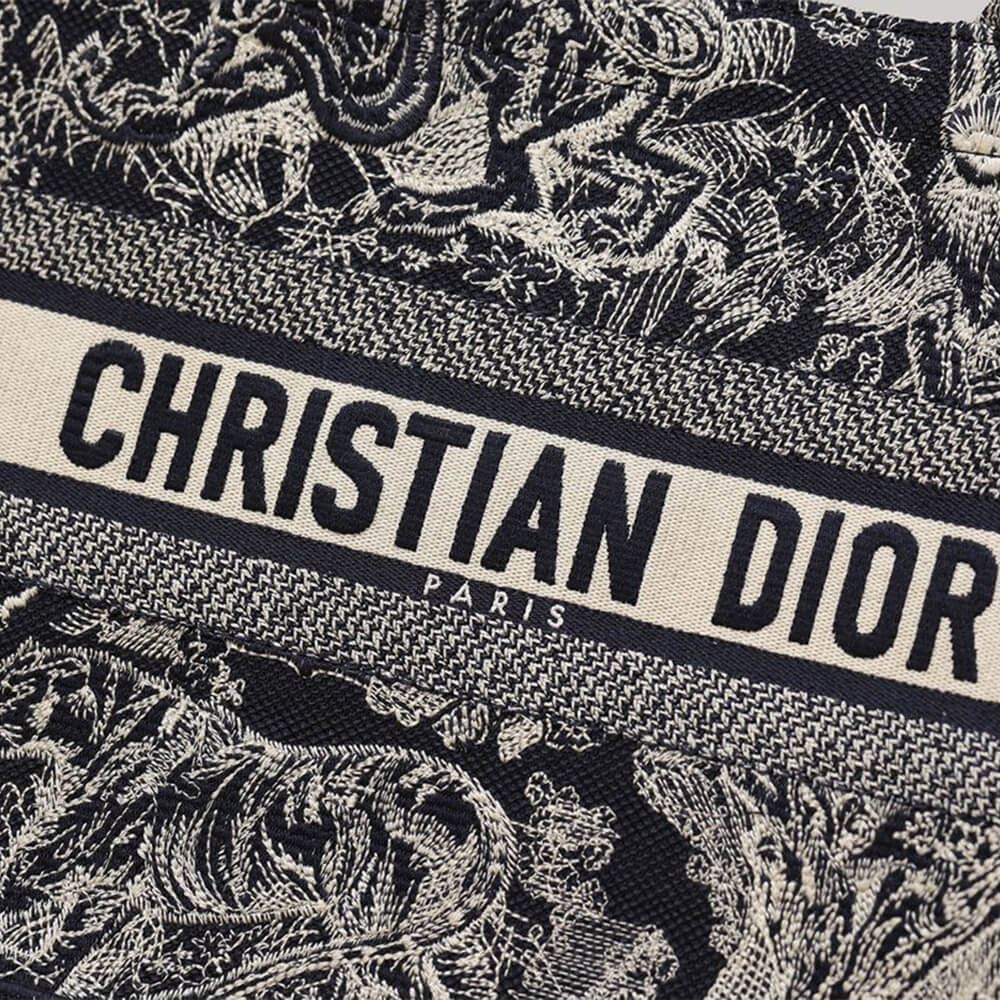 medium D*oramour D*or book tote