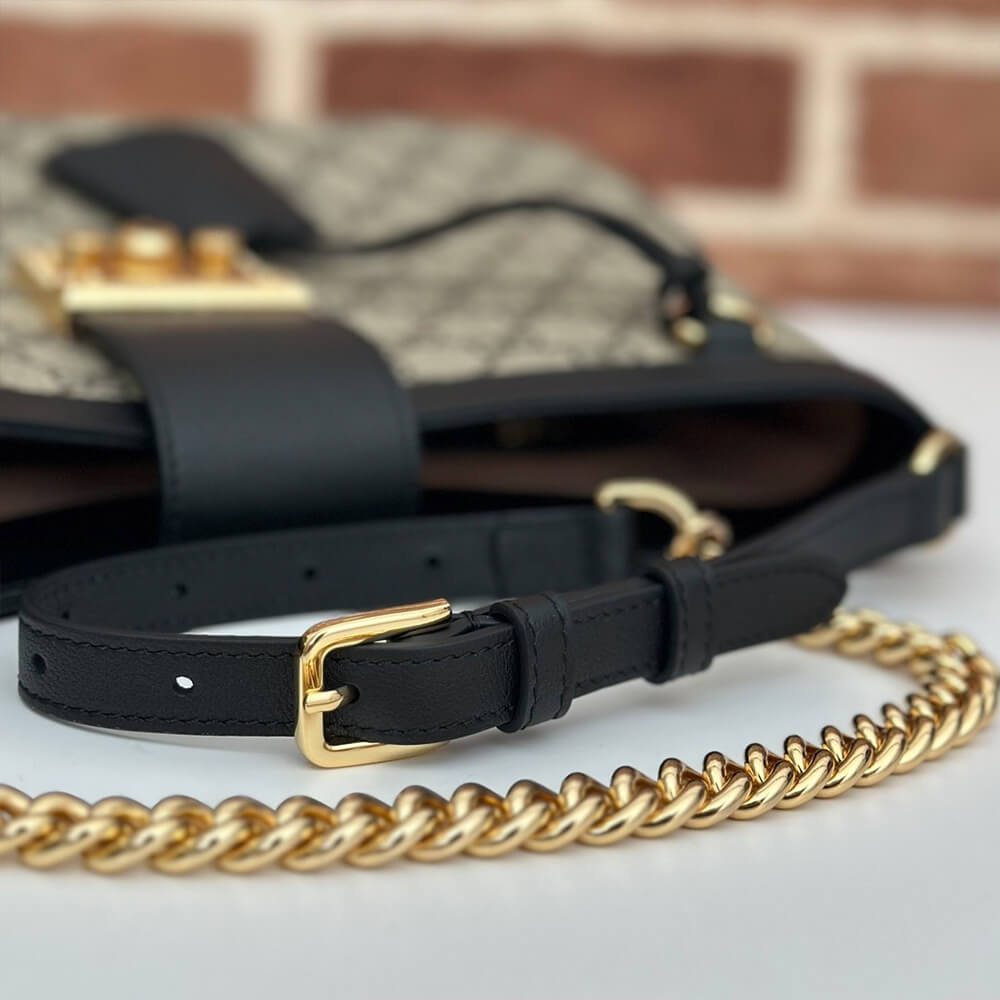 G*u*i padlock gg medium shoulder bag