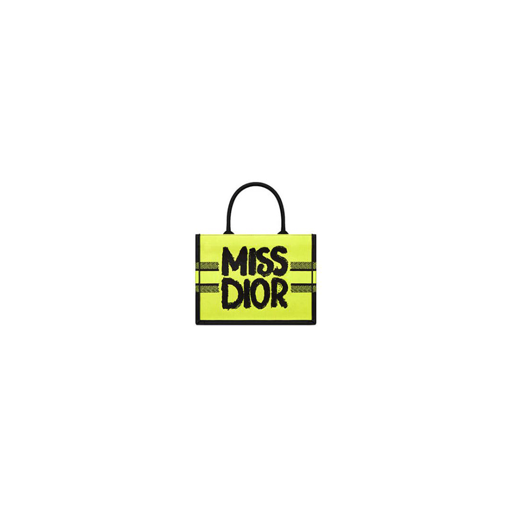 small D*or book tote