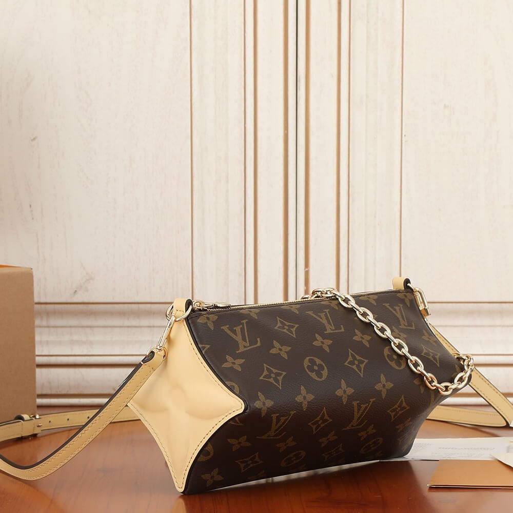 LV Bloom Pouch