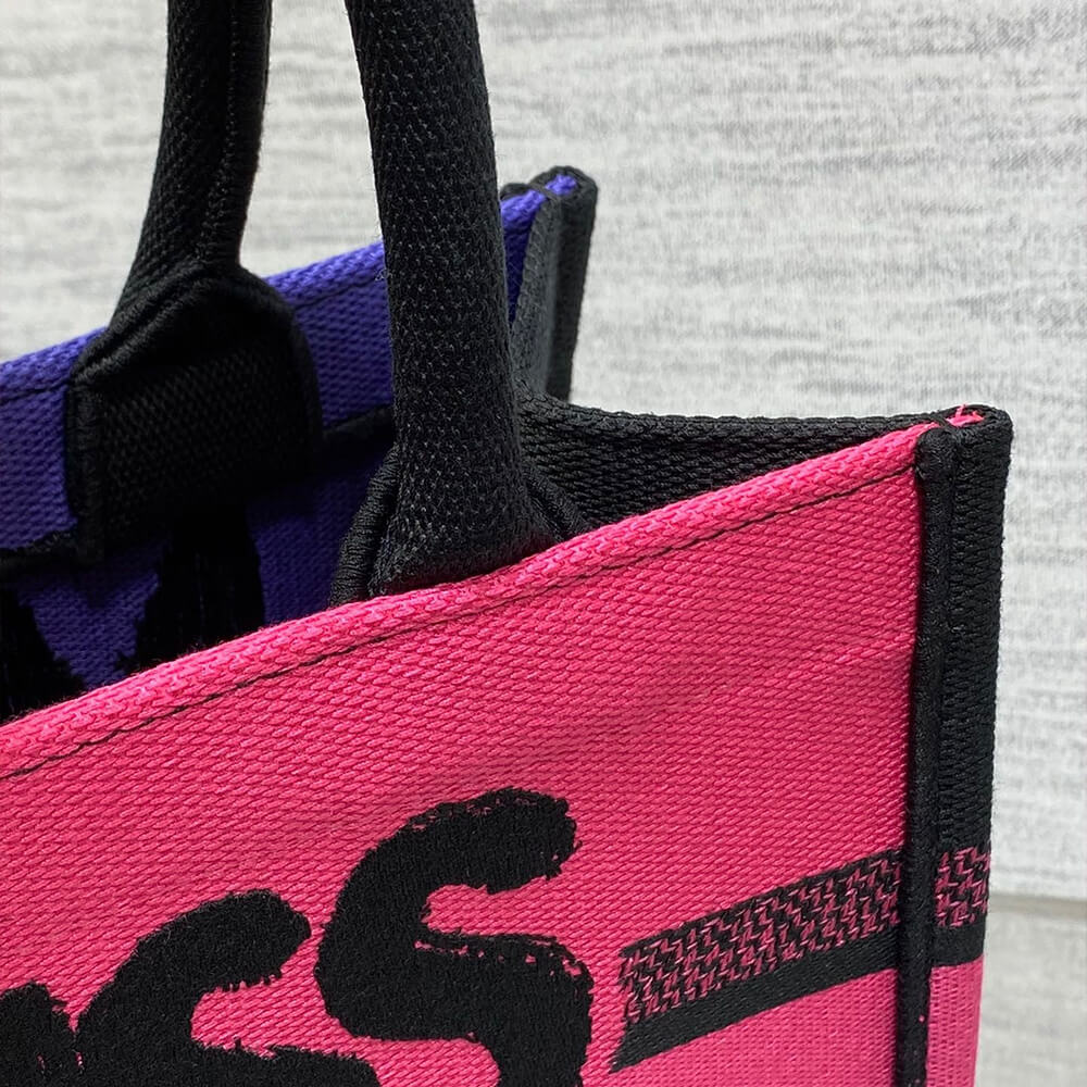 small D*or book tote