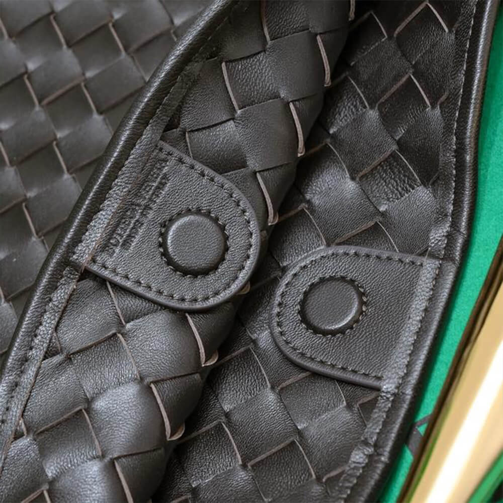 Bottega Veneta Medium Sardine