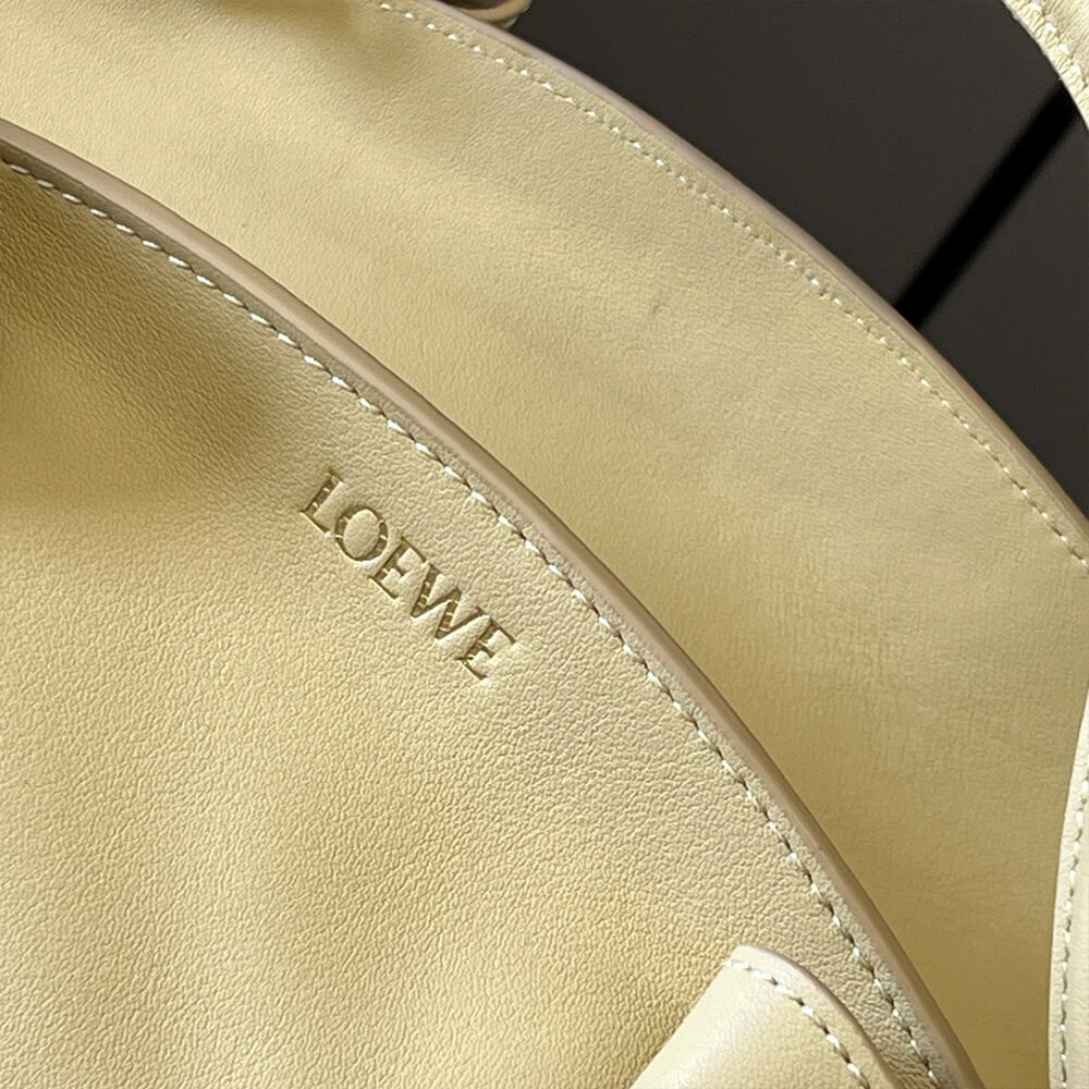 Loewe Small Paseo bag in shiny nappa calfskin(high-end grade)
