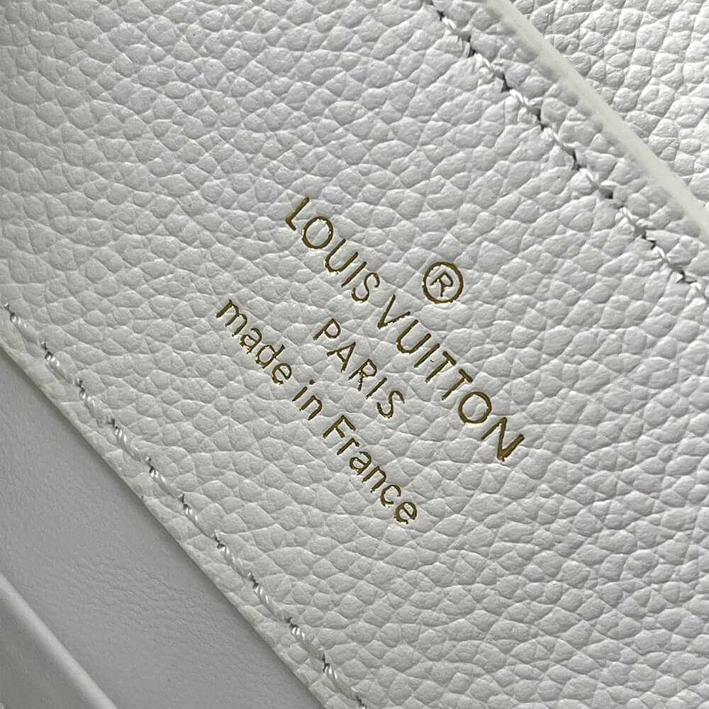 LV Capucines East-West MM(HIGH-END GRADE)