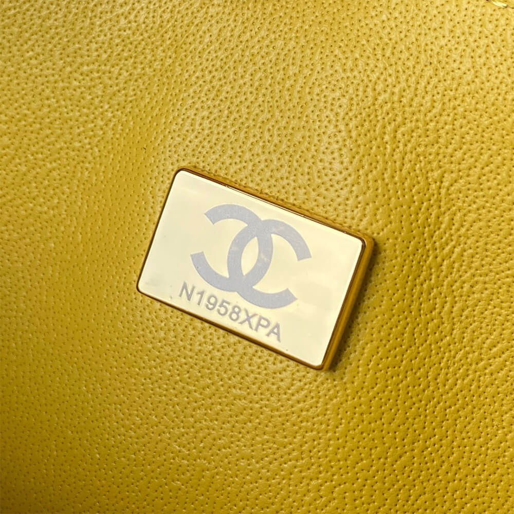 CHANEL CLASSIC FLAP HANDBAG(High-End Grade)