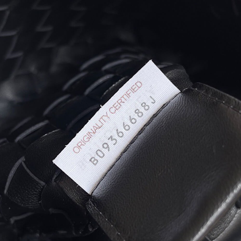 Bottega Veneta Medium Sardine(TAX-FREE GRADE)