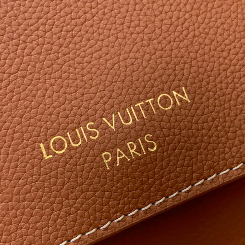 LV Low Key Messenger(HIGH-END GRADE)