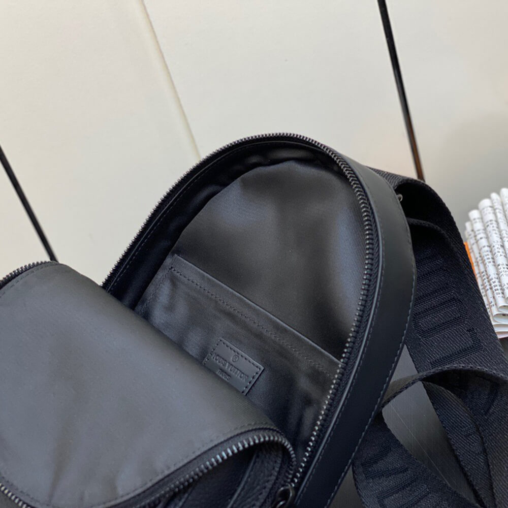 LV Pilot Slingbag