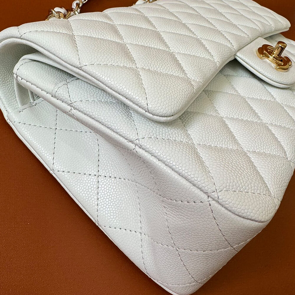 CHANEL CLASSIC FLAP HANDBAG(Tax-free Grade)