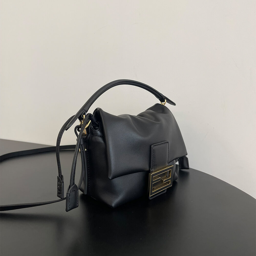 Fendi Mamma Baguette Small(high-end grade)