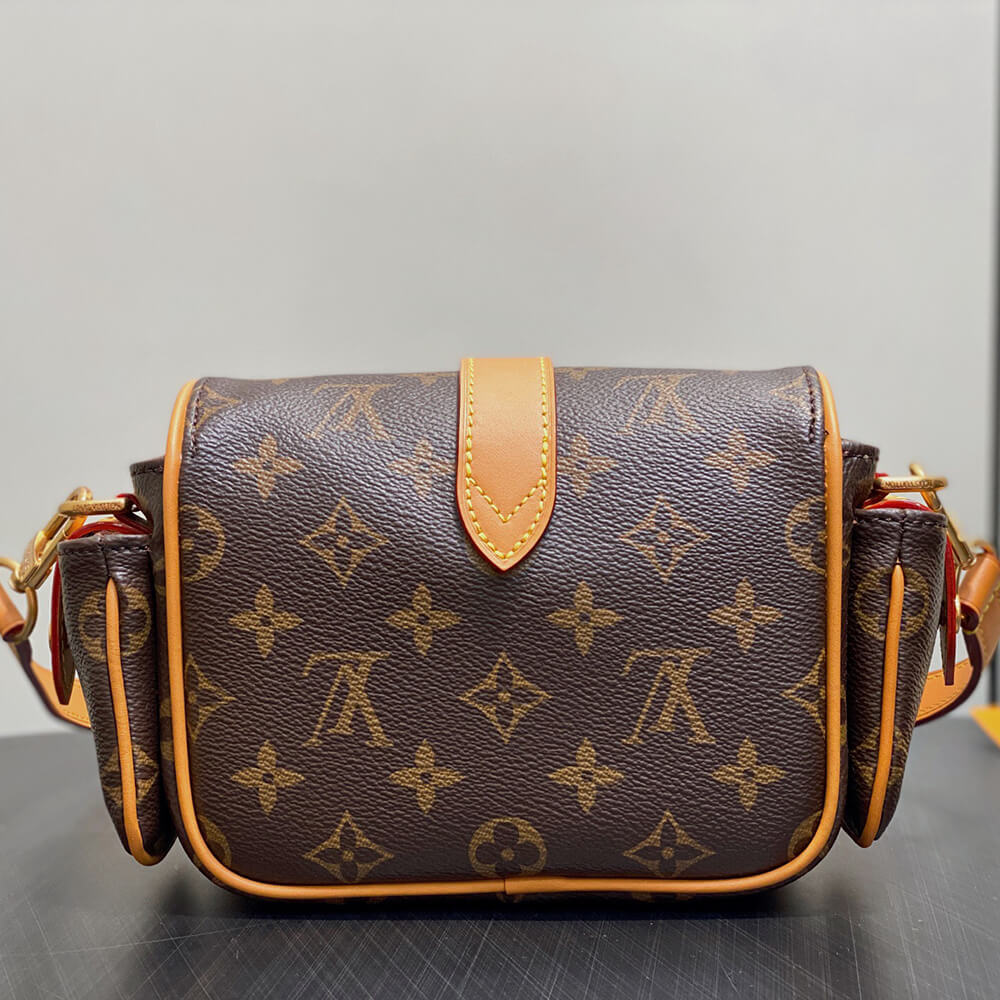 LV Cargo Wearable Wallet