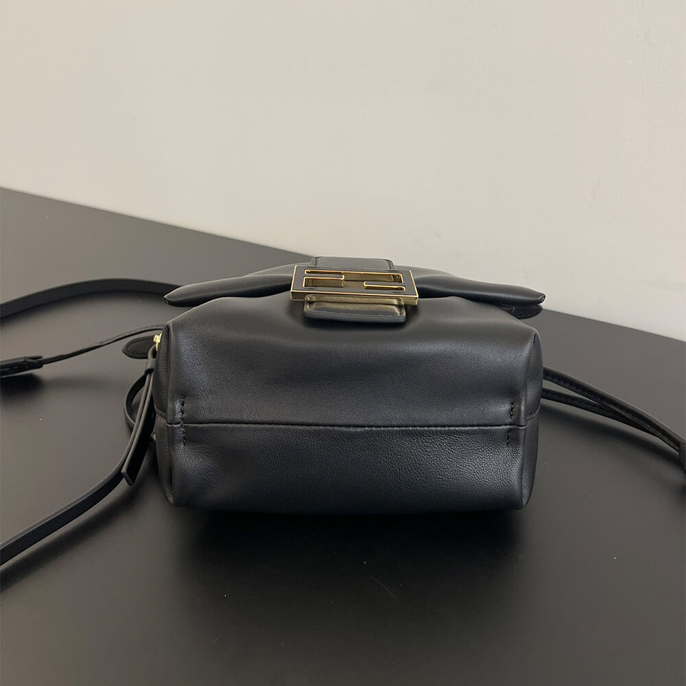 Fendi Mamma Baguette Small(high-end grade)
