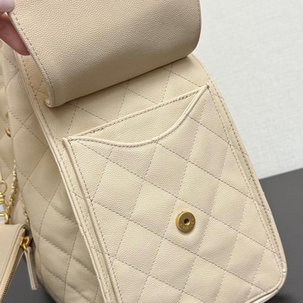 CHANEL 25 Medium Handbag(tax-free grade)