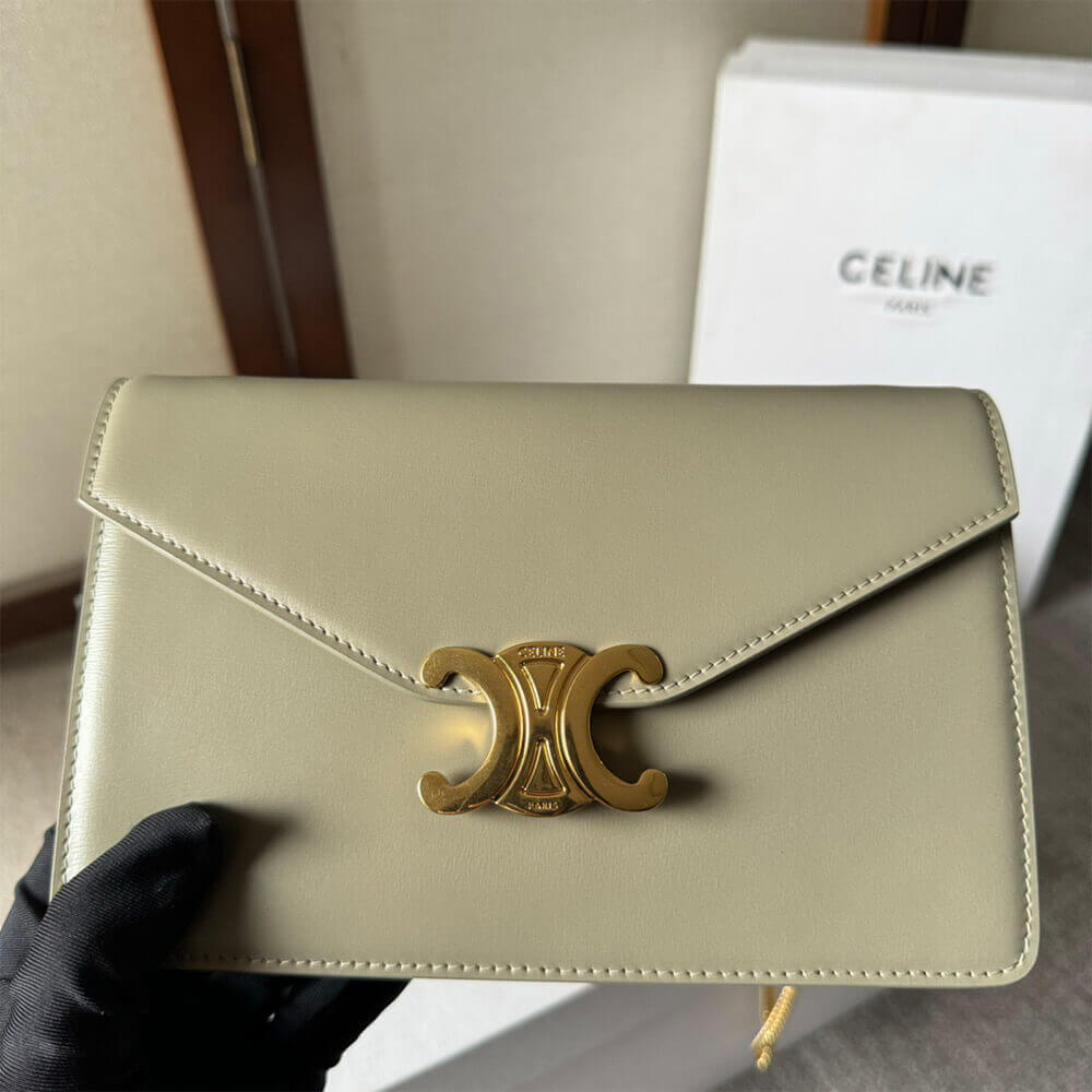 WALLET ON CHAIN MARGO in Shiny calfskin(HIGH-END GRADE)