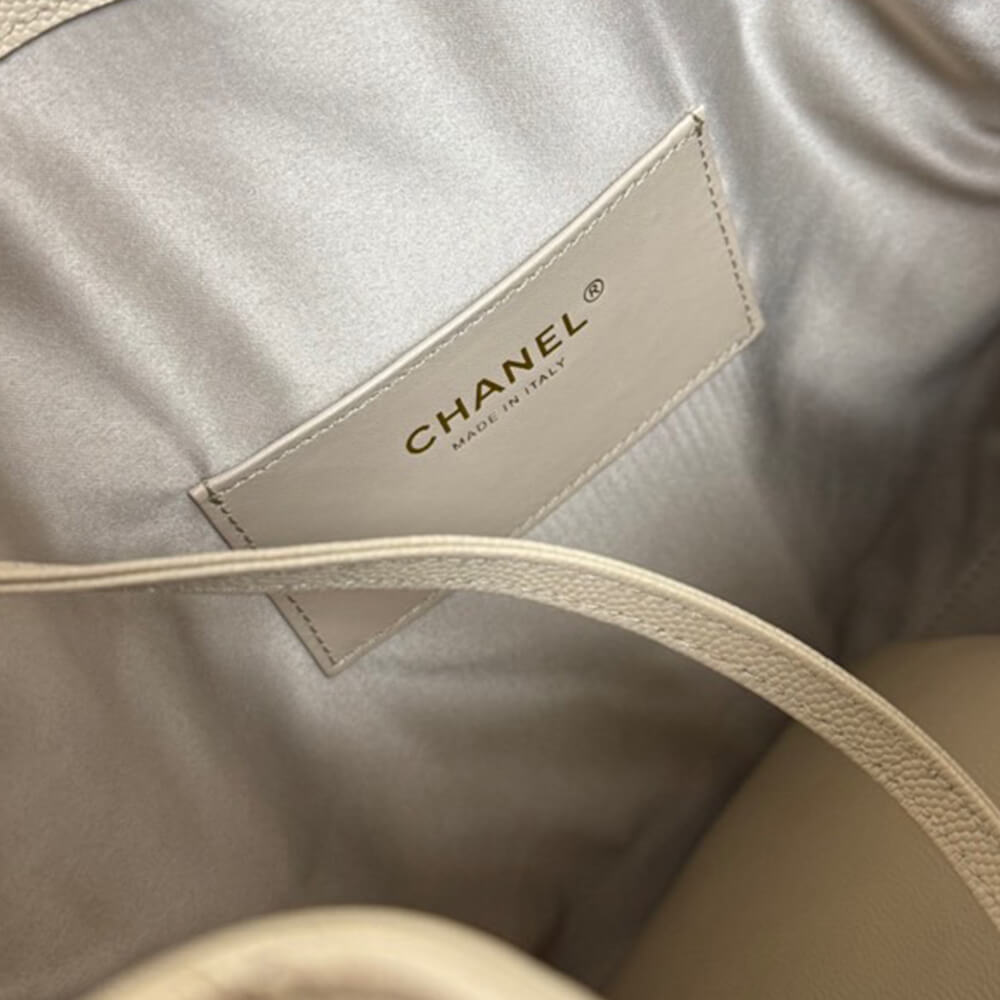 CHANEL 25 Medium Handbag(tax-free grade)