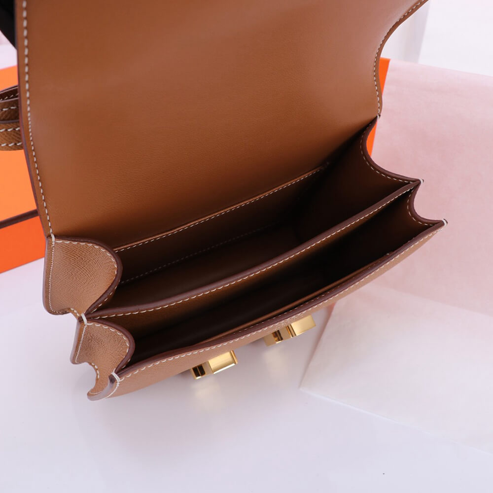 Hermes Constance 18