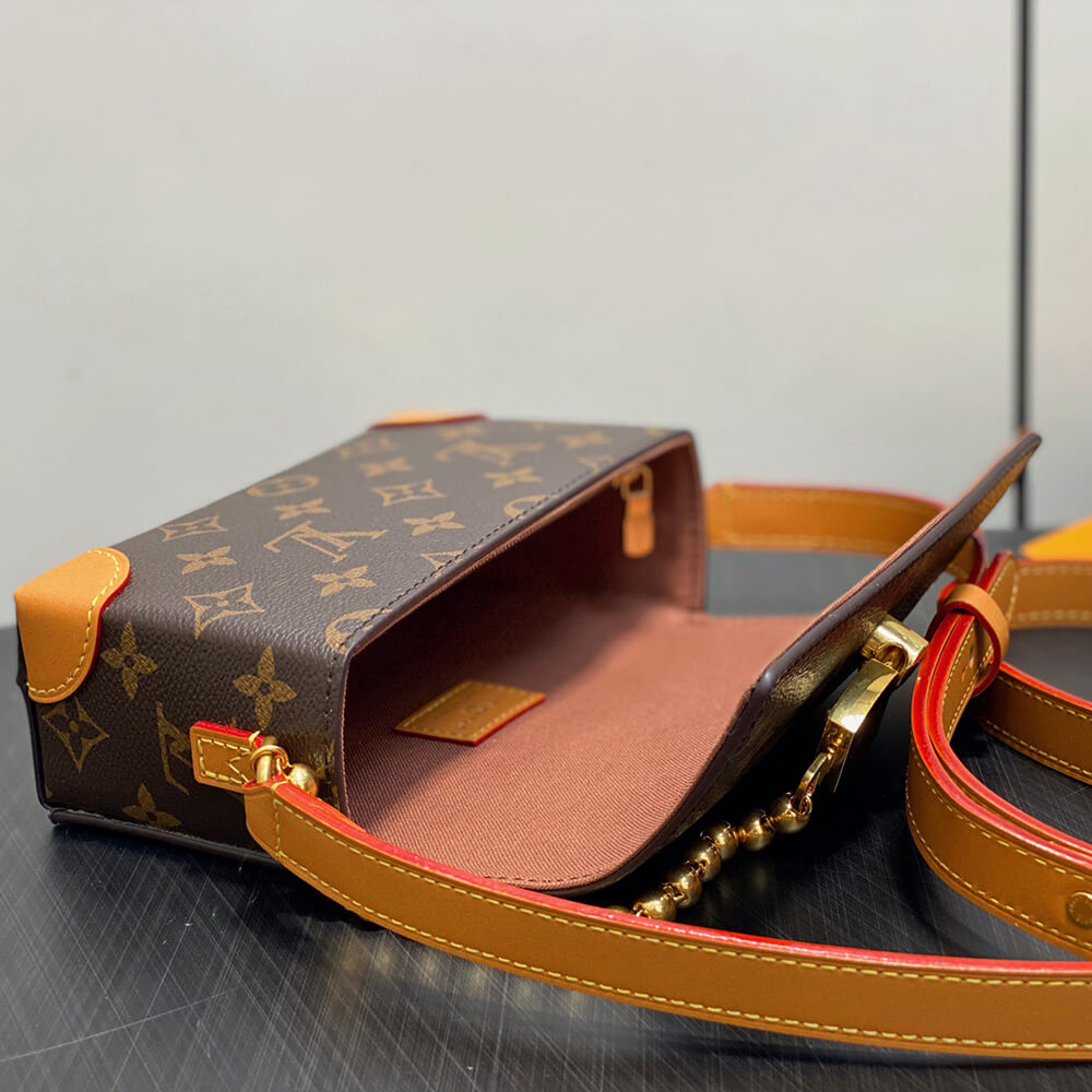 LV Steamer Wearable Wallet