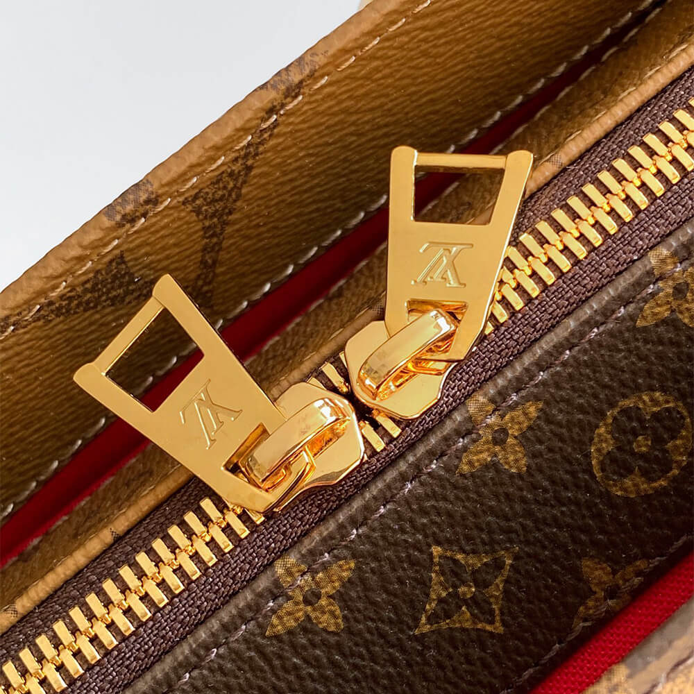 LV OnTheGo East West Chain(HIGH-END GRADE)