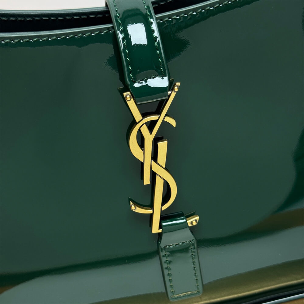 YSL le 5 a 7 in patent leather(HIGH-END GRADE)